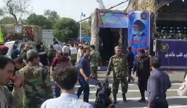 İran'da terör saldırısı! Üstlendiler