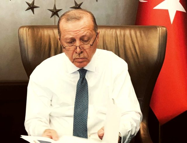Erdoğan'dan koronavirüsle ilgili yeni mesaj: Tedbirleri hayata geçiriyoruz, sabırlı olalım