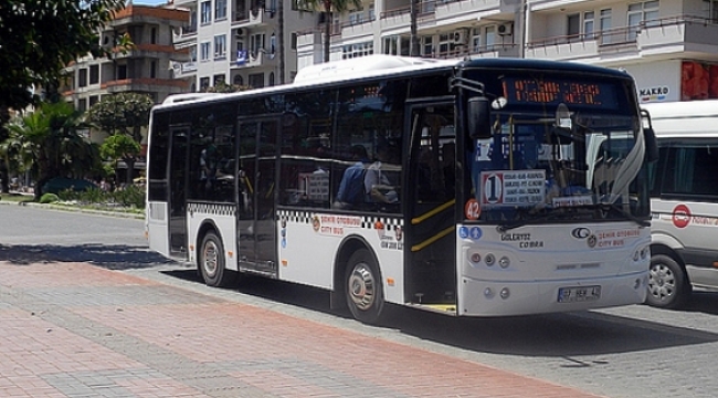 Alanya'da halk otobüsleri eski düzene geri döndü