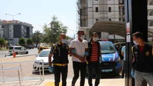    Alanya'da kavganın ardından gelen ölüme 1 tutuklama