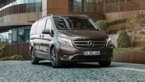 Mercedes-Benz müşterileriyle bir araya geldi!