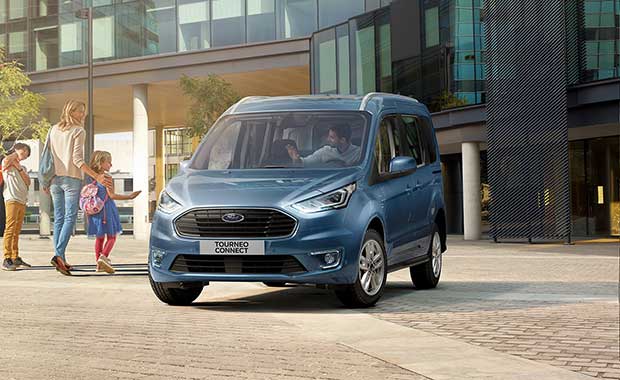 Yeni Ford Tourneo ve Transit Connect Türkiye'de! İşte fiyatları