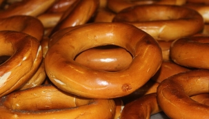 Doğal, katkısız ve pekmezle üretilen lezzet: Giresun simidi