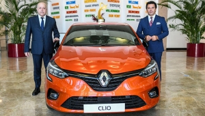 'Yılın Otomobili' ödülü fabrikadaki yerini aldı!