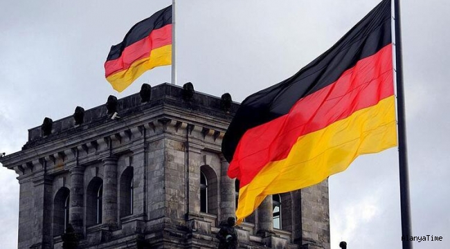 Almanya ekonomisi yüzde 9.7 daraldı