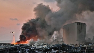 Beyrut Valisi: Patlamanın zararı 3 ila 5 milyar dolar, yaklaşık 300 bin kişi yerlerinden oldu