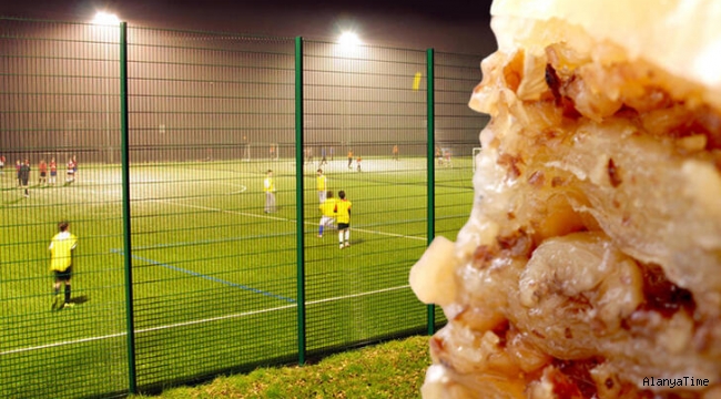 Halı saha maçı sonrası sakın baklava yemeyin! Sebebi...