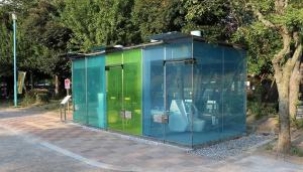 Japonya, İçerisi Görünen "Şeffaf Tuvaletleri" Kullanıma Sundu