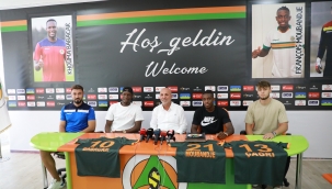 Alanyaspor Babacar, Moubandje ve Ahmet Çağrı ile sözleşme imzaladı