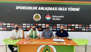 Alanyaspor Stadyum sponsoru bu sezon da Bahçeşehir Koleji
