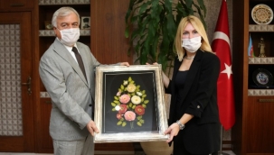 ALANYA HEP'TEN, AKDENİZ ÜNİVERSİTESİ REKTÖRÜ  PROF. DR. ÖZLENEN ÖZKAN'A ZİYARET