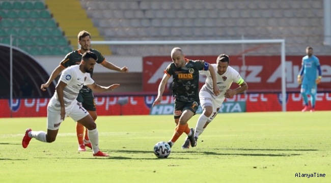 Aytemiz Alanyasporumuz, Atakaş Hatayspor'u 6-0 mağlup etti. 