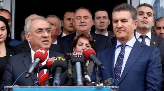 Mustafa Sarıgül DSP'den ayrıldı