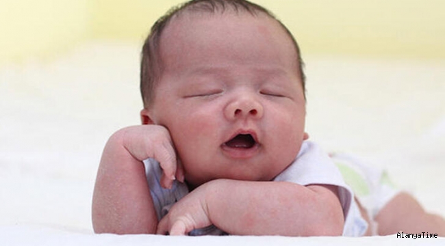 Pediatrik rehabilitasyon nedir? Bebekte ay ay dikkat edilmesi gerekenler nelerdir?