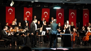 Rota sanat Merkezinden unutulmaz 'Kurtuluştan Cumhuriyete' konseri