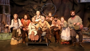 SEZONUN YENİ OYUNU KAFKAS TEBEŞİR DAİRESİ GÖSTERİME GİRİYOR