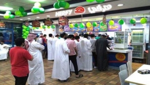 Suudi Arabistan Fast Food şirketi 'HERFY' "Türk burgeri" yerine "Yunan burgeri" satacağını duyurdu.