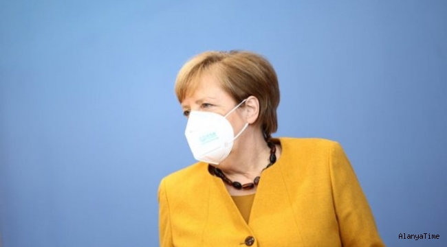 Almanya Başbakanı Merkel, Berlin'de salgın kontrolümüzde değil