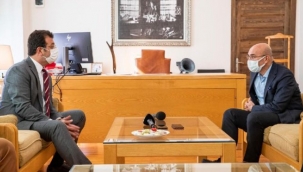 Ekrem İmamoğlu'ndan Tunç Soyer'e geçmiş olsun ziyareti