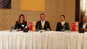 Sarıgül kuracağı siyasi partinin kurucu üyeleriyle buluştu