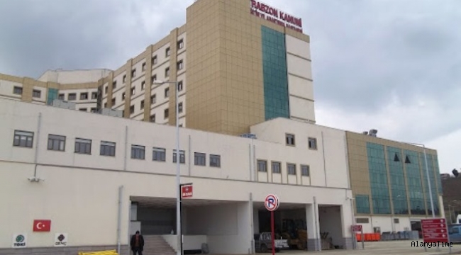 Trabzon'da Corona virüs vakaları artınca hastanenin poliklinik işlemleri kapatıldı.