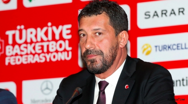 Türkiye Basketbol Federasyonu, A Milli Basketbol Takımı Başantrenörü Ufuk Sarıca ile yolların ayrıldığını açıkladı.