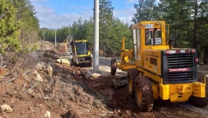 Akseki'de 50 km'lik grup yoluna bakım 