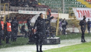 Çırak Çağdaş Atan, Ustası Sergen Yalçını yendi. 'Aytemiz Alanyaspor 2-1 Beşiktaş'