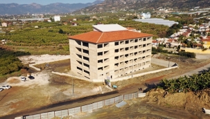 MAHMUTLAR YENİ OKULUNA KAVUŞUYOR