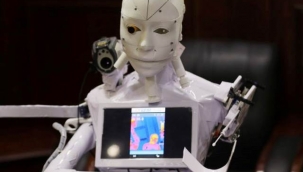 Rus bilim insanları, Kovid-19 testi yapan robotun patentini aldı