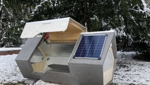 Almanya'da evsizler için uyku kapsülleri kuruldu