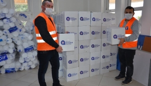 Antalya Büyükşehir Belediyesi, ihtiyaç sahiplerinin yanında  