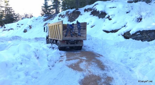 Büyükşehir'den kırsal yollara 33 milyonluk yatırım