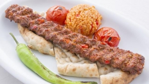 Dünyanın en iyi geleneksel yemekleri arasında, Birinci sırada İtalya'dan Margherita Pizza, ikinci sırada Adana Kebap var. 