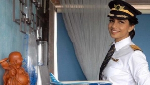 Hindistanlı kadın pilotlar 17 saatlik direkt uçuşla dünya rekoru kırdı