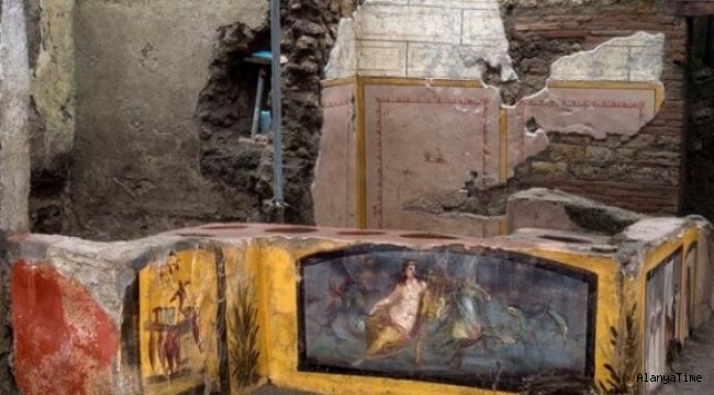 Roma kenti antik Pompeii'de 2000 yıllık fast food restoran ortaya çıkarıldı.