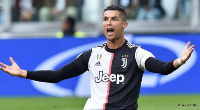 Ronaldo'nun Instagram hesabı 250 milyon takipçiye ulaşan ilk hesap oldu