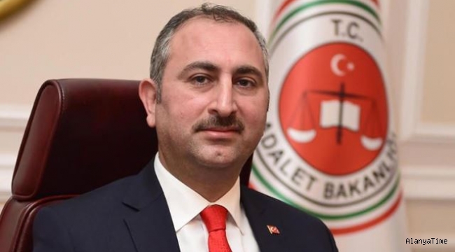 Adalet Bakanı Abdülhamit Gül'den yeni anayasa açıklaması