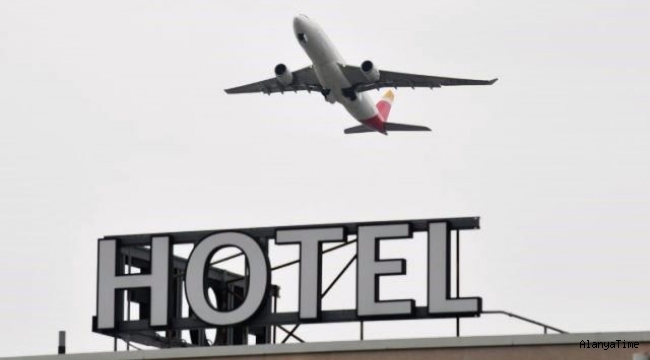 İngiltere'de otellerde karantina uygulaması 15 Şubat'ta başlayacak, 'Kırmızı liste'de hangi ülkeler var?