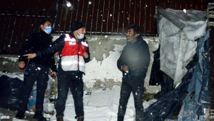 Otele yerleştirilen sokak toplayıcısı, çadırına geri döndü: 'Topladığım şişeleri burada bırakamam'