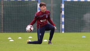 Üç kalecisi Kovid-19'a yakalanan Trabzonspor'da, Başakşehir maçında kaleyi lise öğrencisi Moradaoğlu koruyacak
