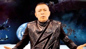 Uzaylı Mustafa Topaloğlu'ndan Ay'a seyahat yorumu: "Cumhurbaşkanımız ile birlikte gideriz, rehber olurum"