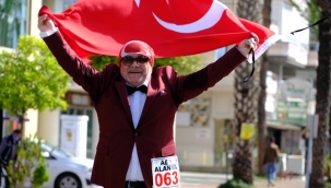 21. ALANYA ATATÜRK HALK KOŞUSU VE YARI MARATONU YAPILDI