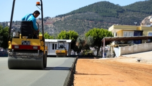 ALANYA BELEDİYESİ 107. OKULUN ÇEVRE DÜZENLEMESİNİ YAPTI SIKIŞTIRILMIŞ BETON TEKNİĞİ İLK KEZ UYGULANDI