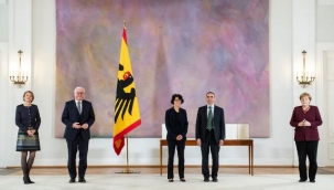 Almanya Cumhurbaşkanı'ndan, Uğur Şahin ve Özlem Türeci'ye Liyakat Nişanı