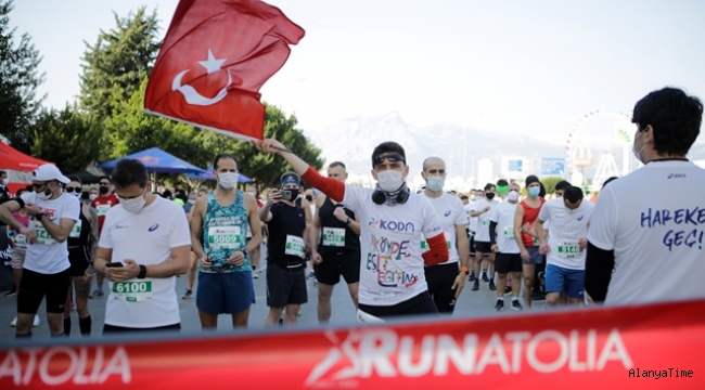 Antalya Runatolia Maratonu yapıldı
