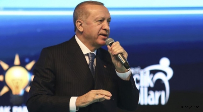 Cumhurbaşkanı Erdoğan gençlere seslendi: 'Sakın örnek almayın'