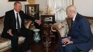 Cumhurbaşkanı Erdoğan MHP lideri Bahçeli'yi evinde ziyaret etti