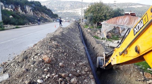 Demre'de sorunlu hat yenilendi