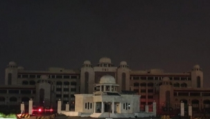 Pakistan, iklim değişikliği için 1 saatlik karanlığa gömüldü